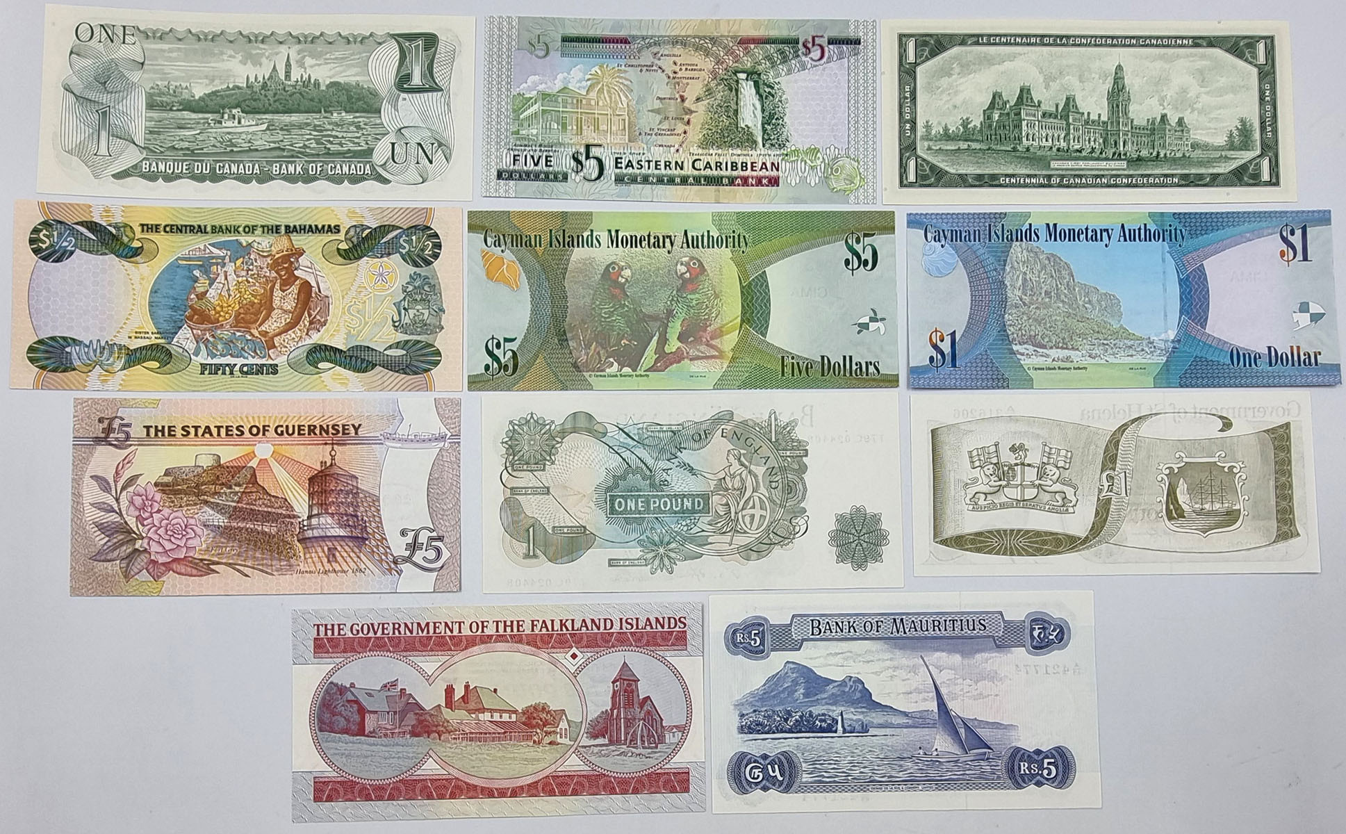 Świat - Wielka Brytania, Bahamy, Guernsey, Mauritius, Kanada, Cayman Island, zestaw 5 banknotów